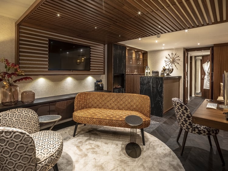AmaMagna_Owners_Suite_Living_Area AmaMagna_Owners_Suite_Living_Area
