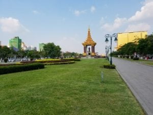 The monument to King Sianouk stands in Central Park Phnom Penh