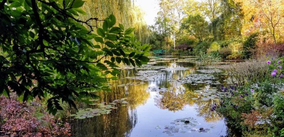 Go Astro Travel and AmaWaterways goes to Monet's gardens in Giverny in the Paris suburbs
