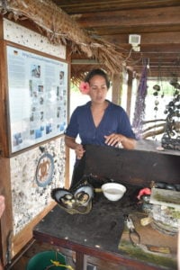 Demonstration of Pearl farming methods in Huahine