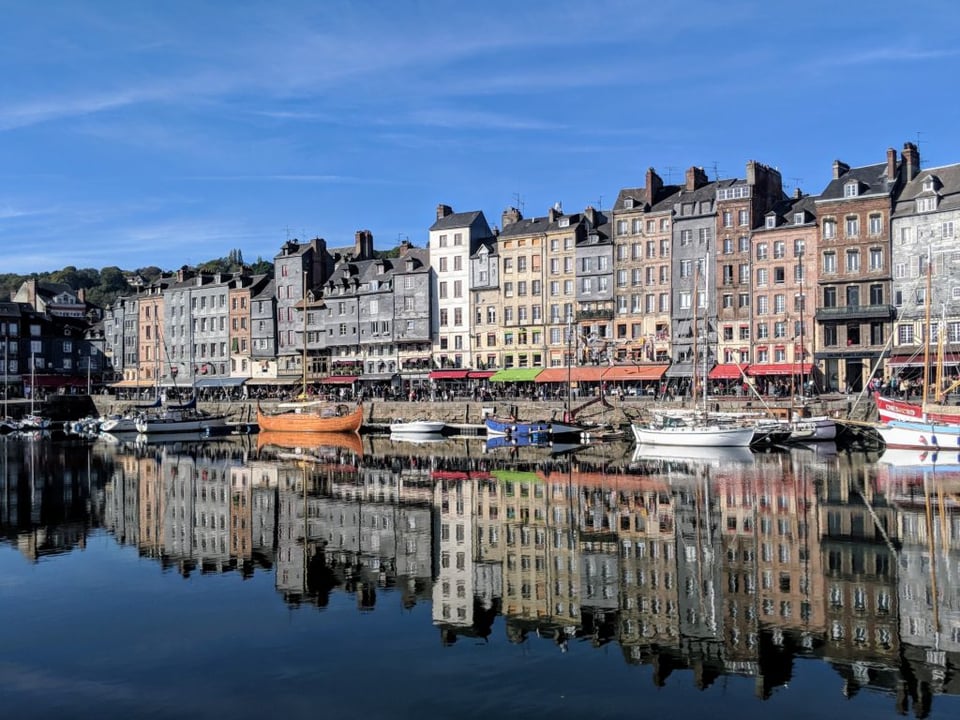 Go Astro Travel sells AmaWaterways Paris and Normandy